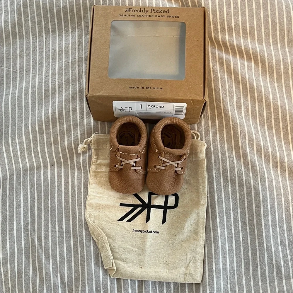 Freshly Picked Leather Baby Oxford in Zion